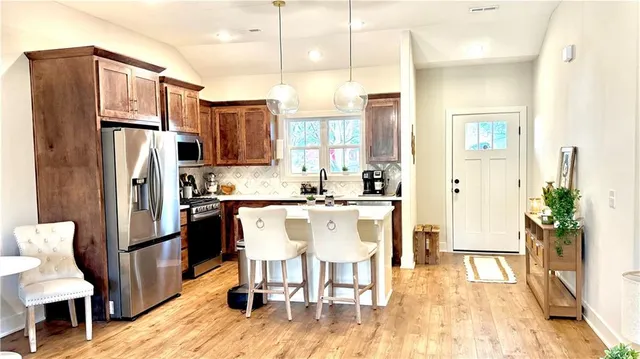 $305,000 | 3000 Sheffield Lane, St. Joseph, MO 64506