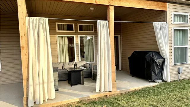 $305,000 | 3000 Sheffield Lane, St. Joseph, MO 64506