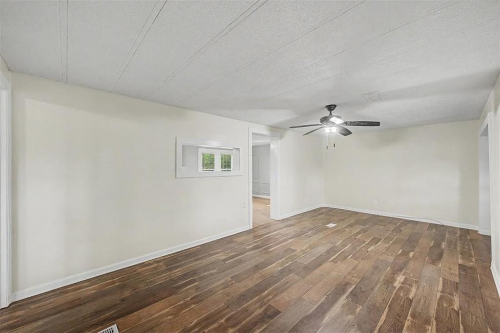 130 1st Street Calhoun, GA 30701 - Photo 12 of 42