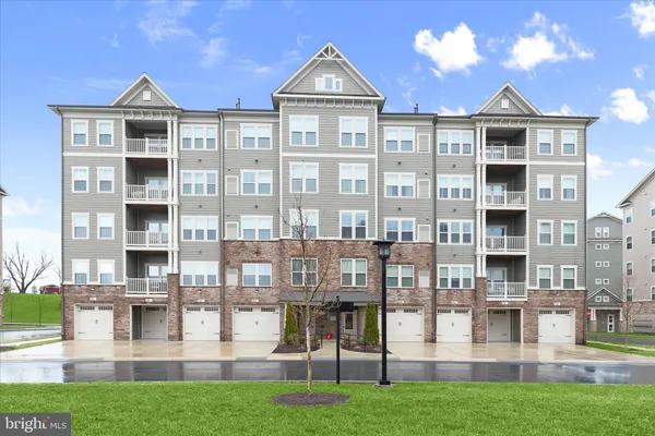 $430,000 | 3422 Angelica Way, Unit 103, Frederick, MD 21704