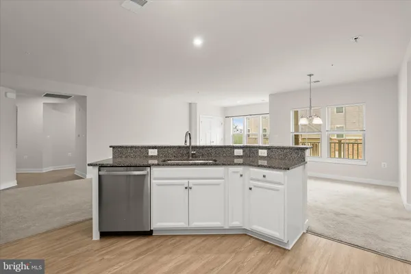 $430,000 | 3422 Angelica Way, Unit 103, Frederick, MD 21704