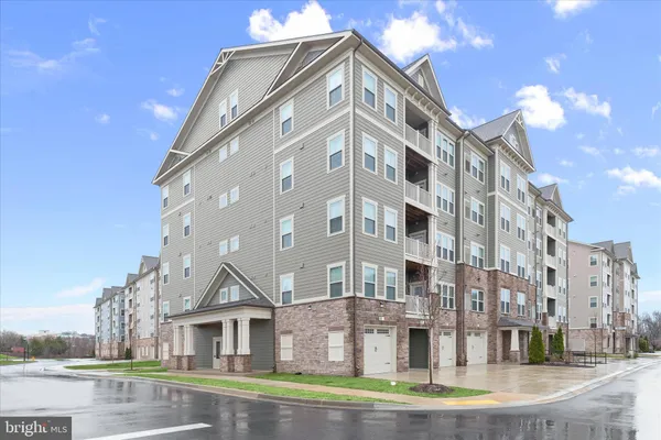 $430,000 | 3422 Angelica Way, Unit 103, Frederick, MD 21704