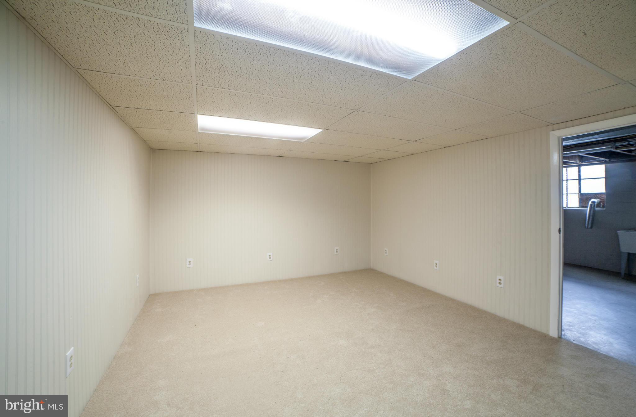 562 Brisbane Road Baltimore, MD 21229 - Photo 15 of 26 Basement