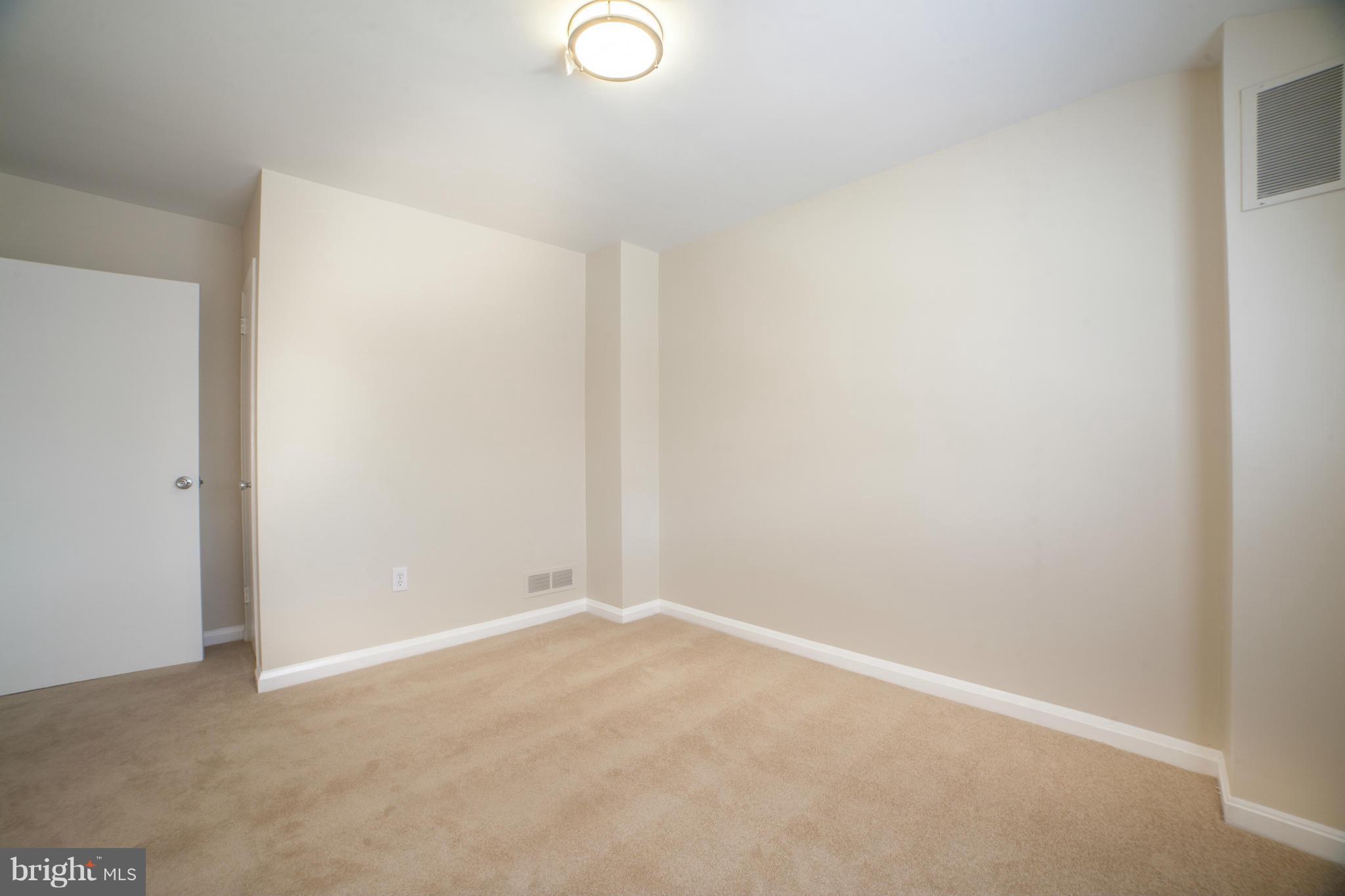 562 Brisbane Road Baltimore, MD 21229 - Photo 24 of 26 Bedroom