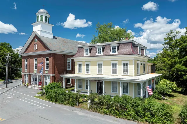 $599,000 | 534 Elm Street, Chester, VT 05143