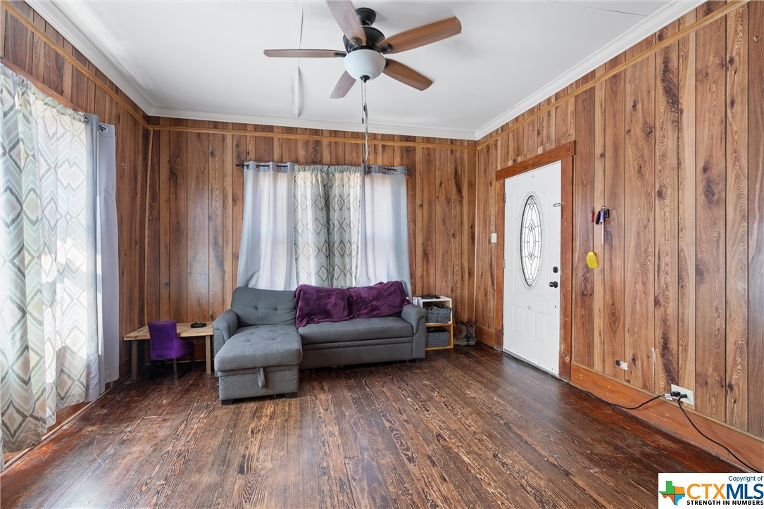 459 County Road 450 Thorndale, TX 76577 - Photo 14 of 34 2 bedroom home