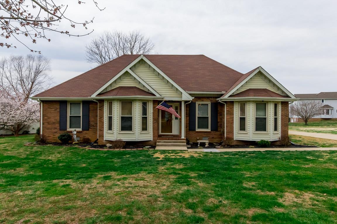 1398 East Rhett Butler Road Clarksville, TN 37042 - Photo 1 of 30 Gallery Image 1