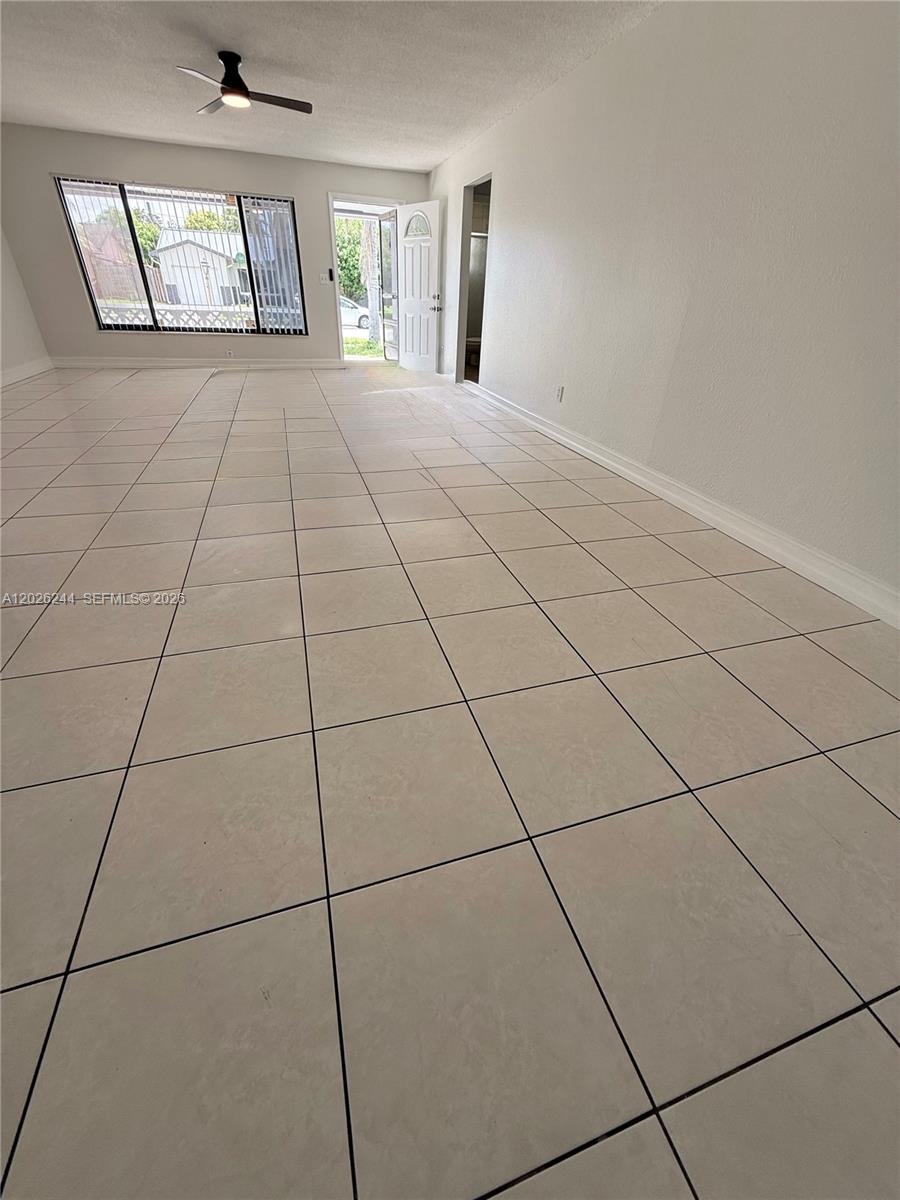 22217 Southwest 61st Avenue Boca Raton, FL 33428 - Photo 2 of 32