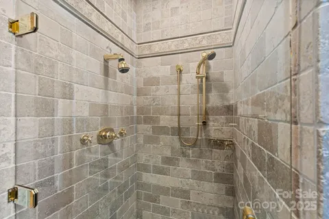 $2,550,000 | 1676 Valle Cay Drive, Vilas, NC 28692