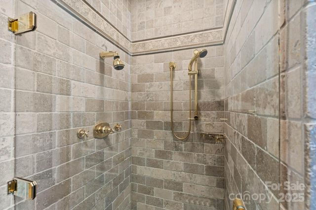 $2,550,000 | 1676 Valle Cay Drive, Vilas, NC 28692