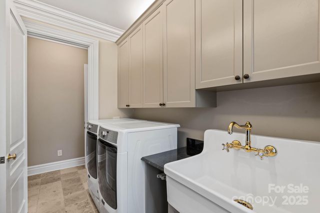 $2,550,000 | 1676 Valle Cay Drive, Vilas, NC 28692