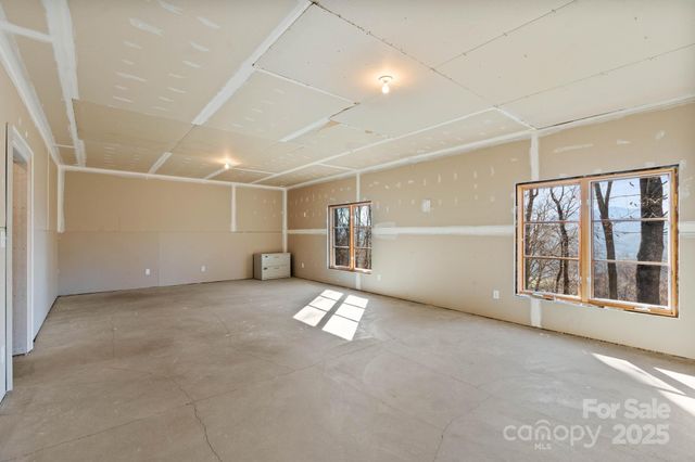 $2,550,000 | 1676 Valle Cay Drive, Vilas, NC 28692