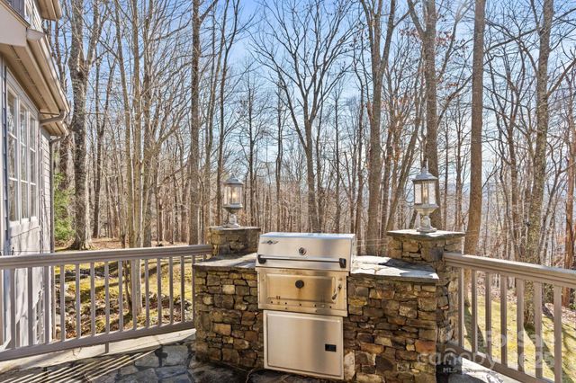 $2,550,000 | 1676 Valle Cay Drive, Vilas, NC 28692