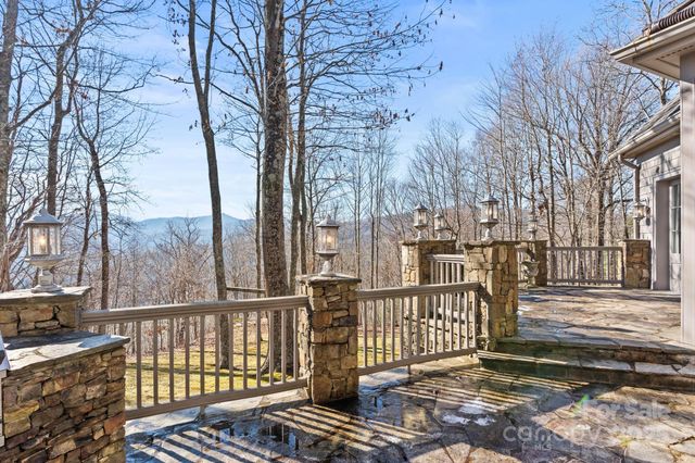 $2,550,000 | 1676 Valle Cay Drive, Vilas, NC 28692