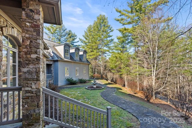 $2,550,000 | 1676 Valle Cay Drive, Vilas, NC 28692