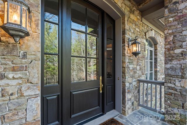 $2,550,000 | 1676 Valle Cay Drive, Vilas, NC 28692