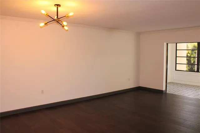 $2,250 | 152 Wild Palm Drive, Unit 152, Bradenton, FL 34210