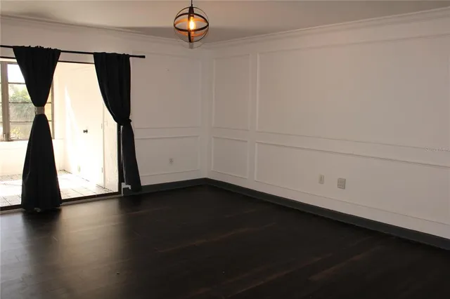 $2,250 | 152 Wild Palm Drive, Unit 152, Bradenton, FL 34210