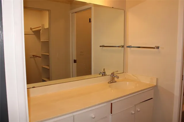 $2,250 | 152 Wild Palm Drive, Unit 152, Bradenton, FL 34210