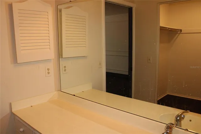 $2,250 | 152 Wild Palm Drive, Unit 152, Bradenton, FL 34210