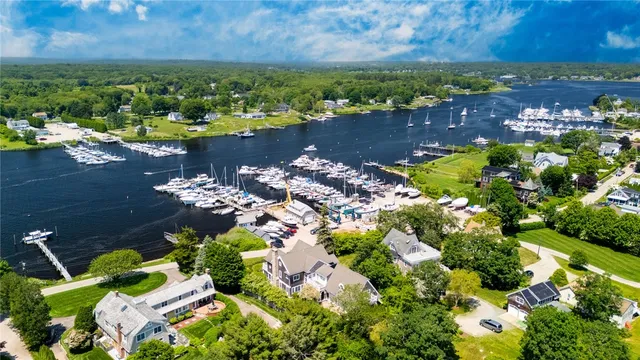 $4,275,000 | 52 Avondale Road, Westerly, RI 02891