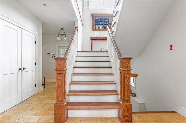 $4,275,000 | 52 Avondale Road, Westerly, RI 02891