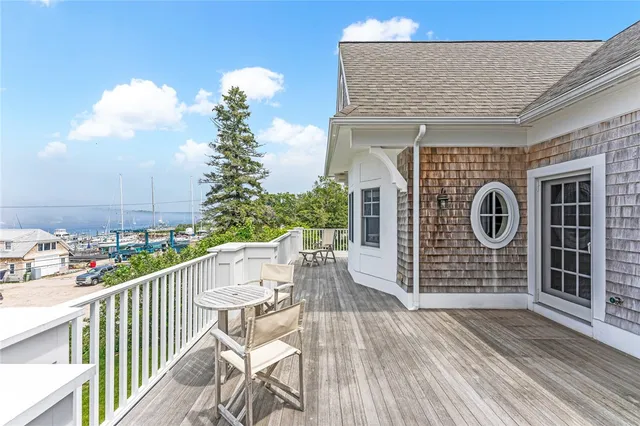 $4,275,000 | 52 Avondale Road, Westerly, RI 02891