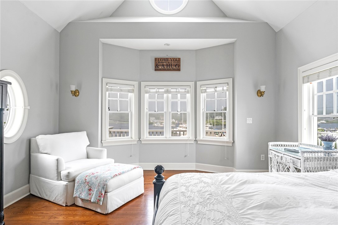 52 Avondale Road Westerly, RI 02891 - Photo 35 of 49