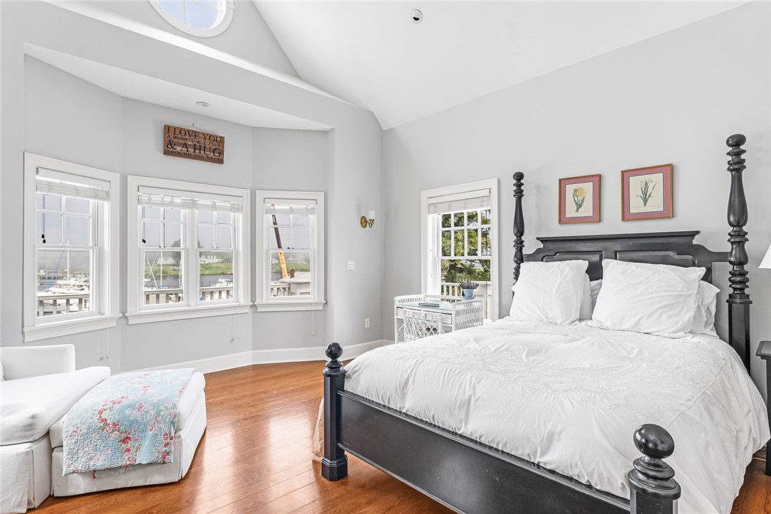 52 Avondale Road Westerly, RI 02891 - Photo 36 of 49