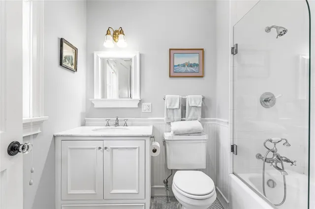 $4,275,000 | 52 Avondale Road, Westerly, RI 02891