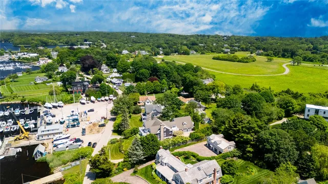 $4,275,000 | 52 Avondale Road, Westerly, RI 02891