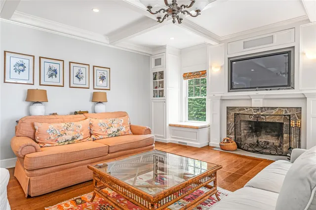 $4,275,000 | 52 Avondale Road, Westerly, RI 02891