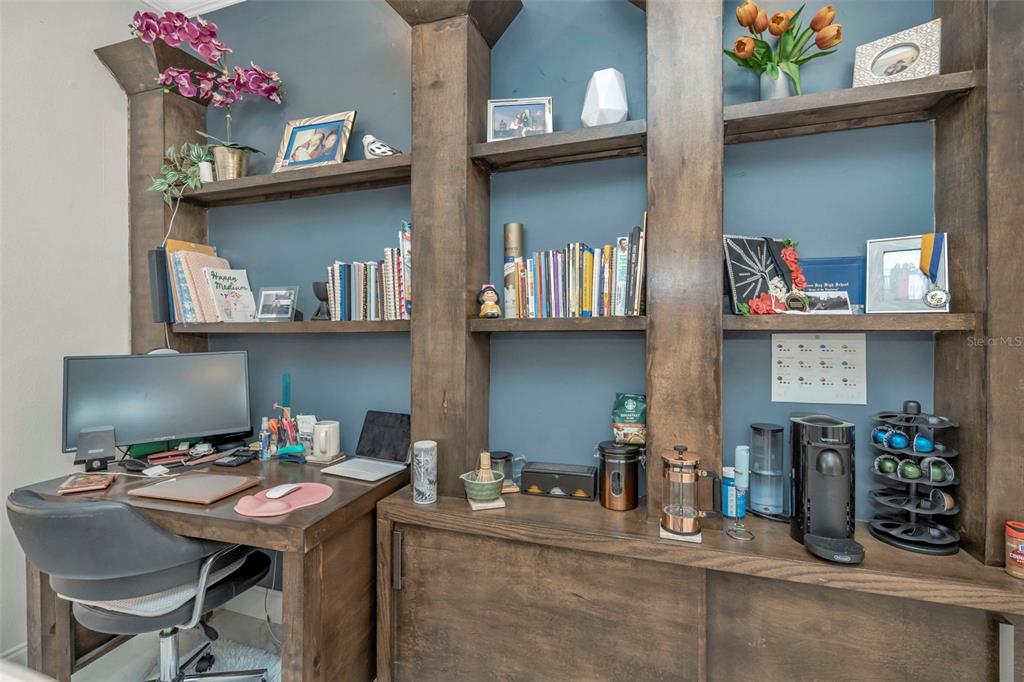 6765 Lake Rochester Lane Gibsonton, FL 33534 - Photo 16 of 33 a view of a workspace with furniture