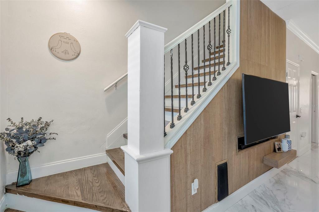 6765 Lake Rochester Lane Gibsonton, FL 33534 - Photo 18 of 33 a view of entryway and hall