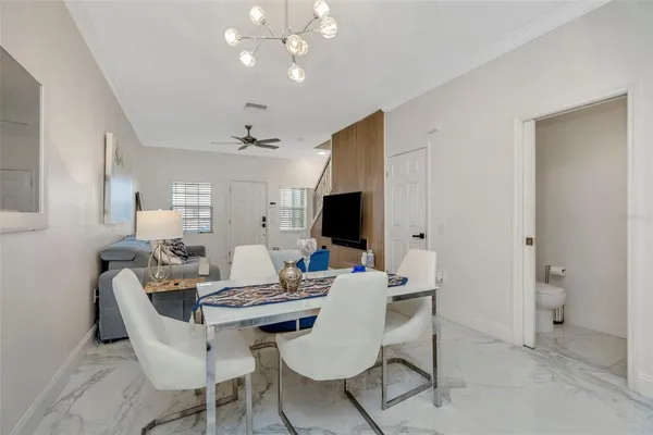 $2,000 | 6765 Lake Rochester Lane, Gibsonton, FL 33534