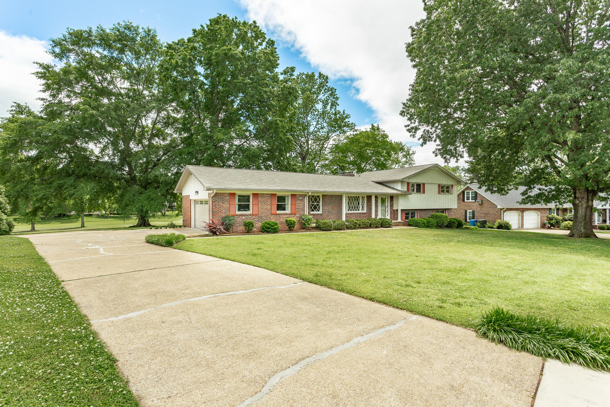 124 Masters Road Hixson, TN 37343 - Photo 3 of 51 124 Masters Rd