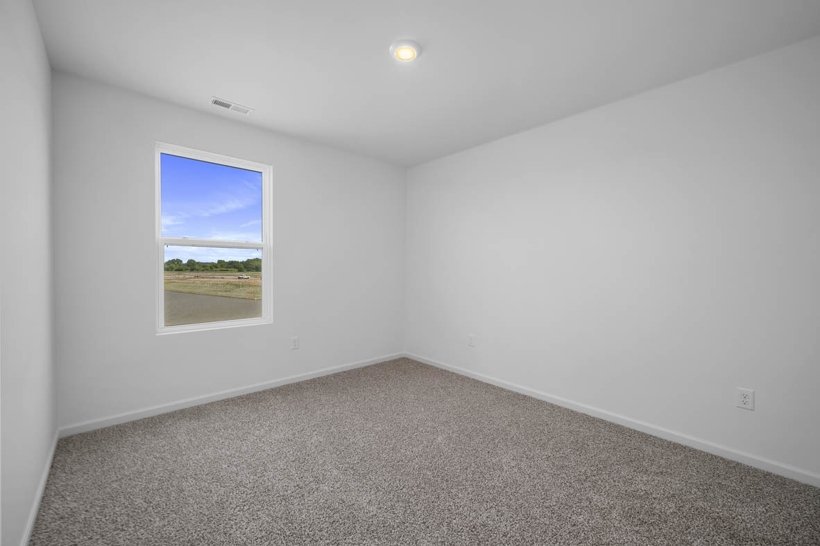 2461 Tahoe Lane Pingree Grove, IL 60140 - Photo 12 of 34 an empty room with a window