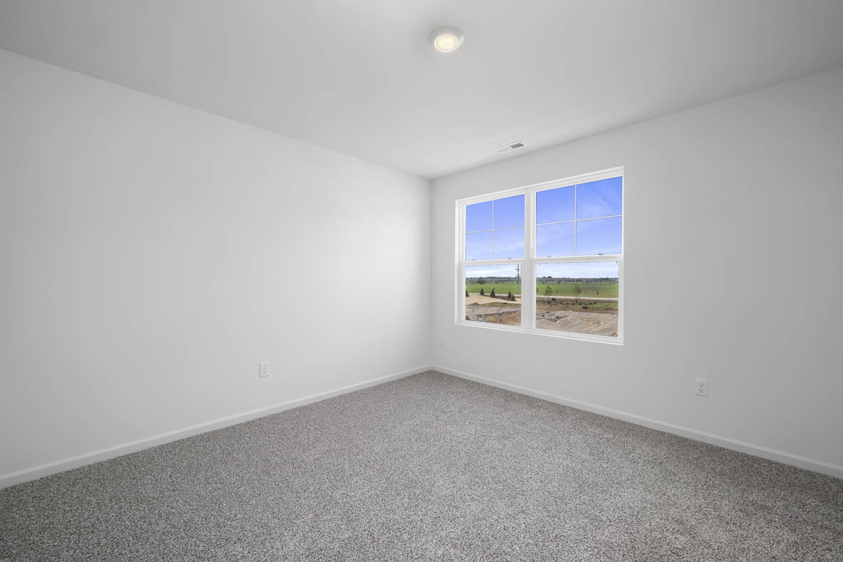 2461 Tahoe Lane Pingree Grove, IL 60140 - Photo 9 of 34 an empty room with a window