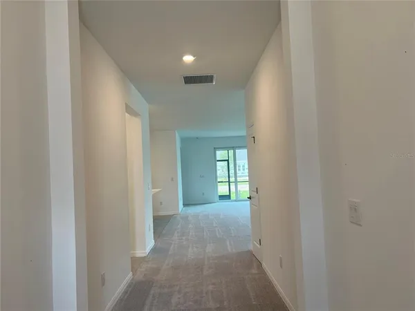 $2,600 | 11370 Burgundy Drive, Venice, FL 34293