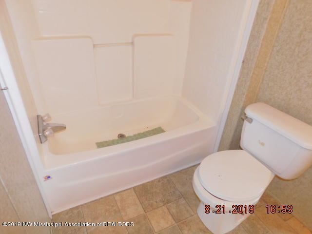 1725 Wilson Golden Road Waterford, MS 38685 - Photo 21 of 23 DSCN2889