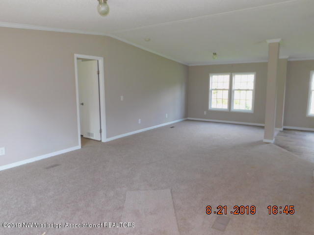 1725 Wilson Golden Road Waterford, MS 38685 - Photo 6 of 23 DSCN2862