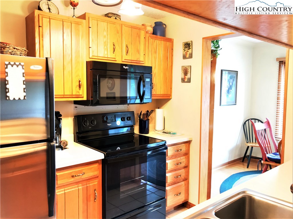 250 Ridgeview Road, Unit 72 Sugar Mountain, NC 28604 - Photo 8 of 18 Gallery Image 8