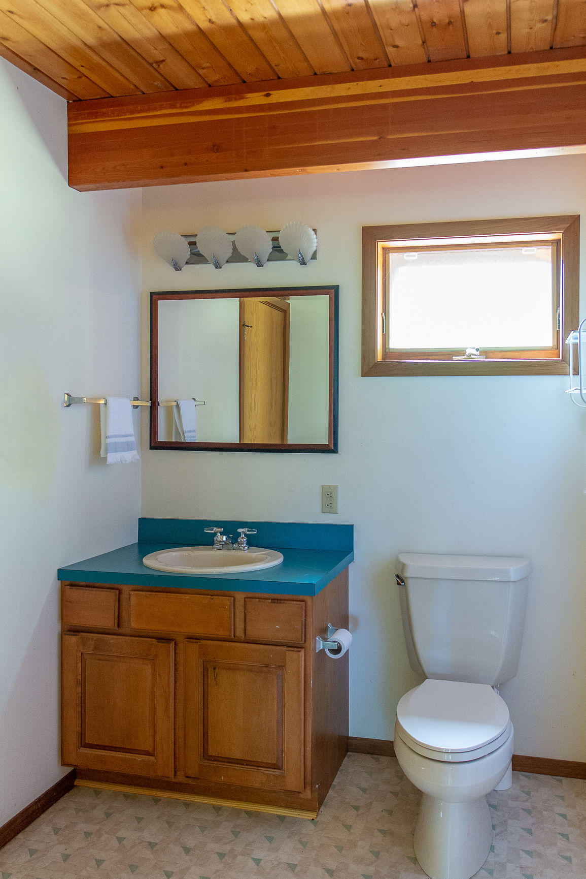 20 John Small Road Chebeague Island, ME 04017 - Photo 18 of 29 lodge-4084