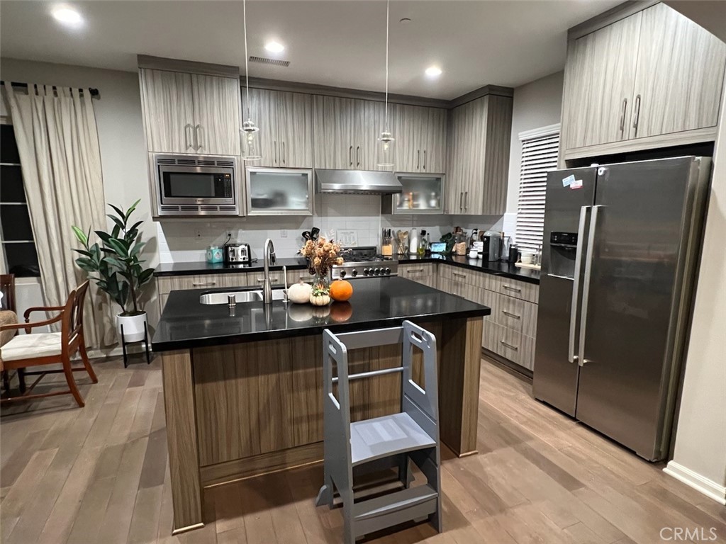 236 Firefly Irvine, CA 92618 - Photo 3 of 12