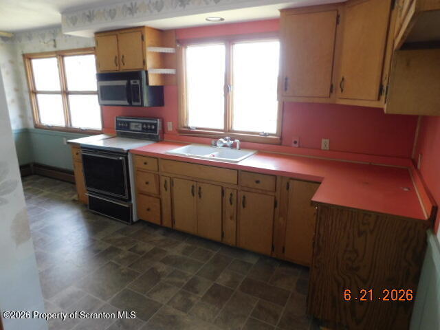 700 Maple Street Forest City, PA 18421 - Photo 11 of 24 DSCN4314