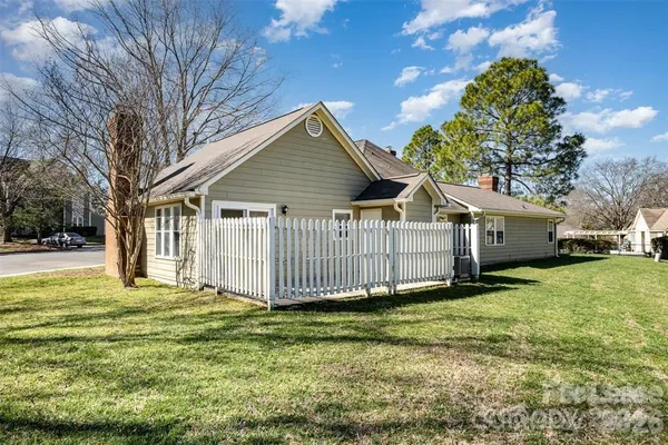$1,650 | 2745 Von Thuringer Court, Charlotte, NC 28210