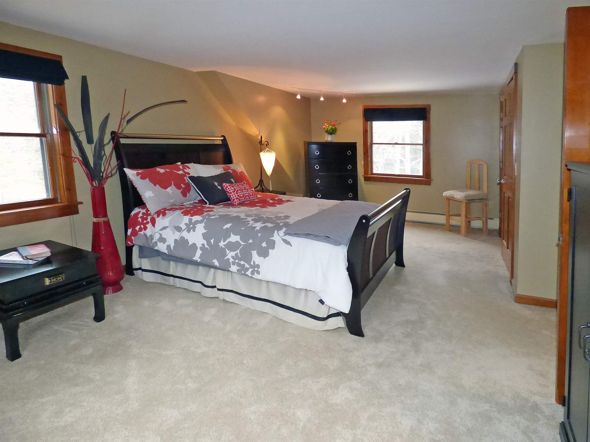 360 Middle Road Tuftonboro, NH 03816 - Photo 14 of 24