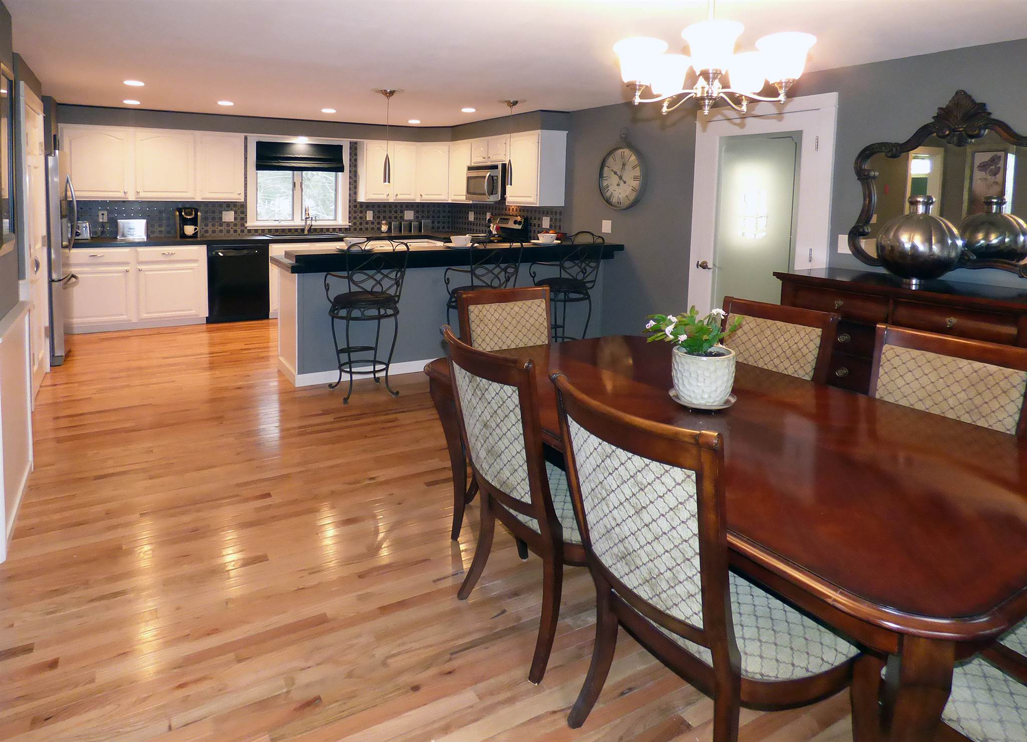 360 Middle Road Tuftonboro, NH 03816 - Photo 9 of 24