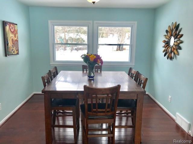1497 Biggers Drive Rochester Hills, MI 48309 - Photo 4 of 26
