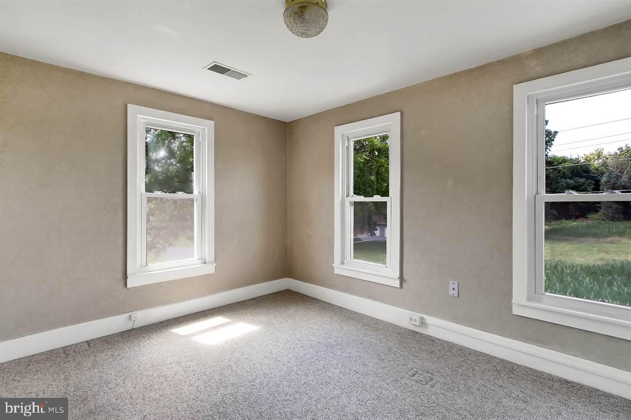 290 Woods Road Abbottstown, PA 17301 - Photo 16 of 23